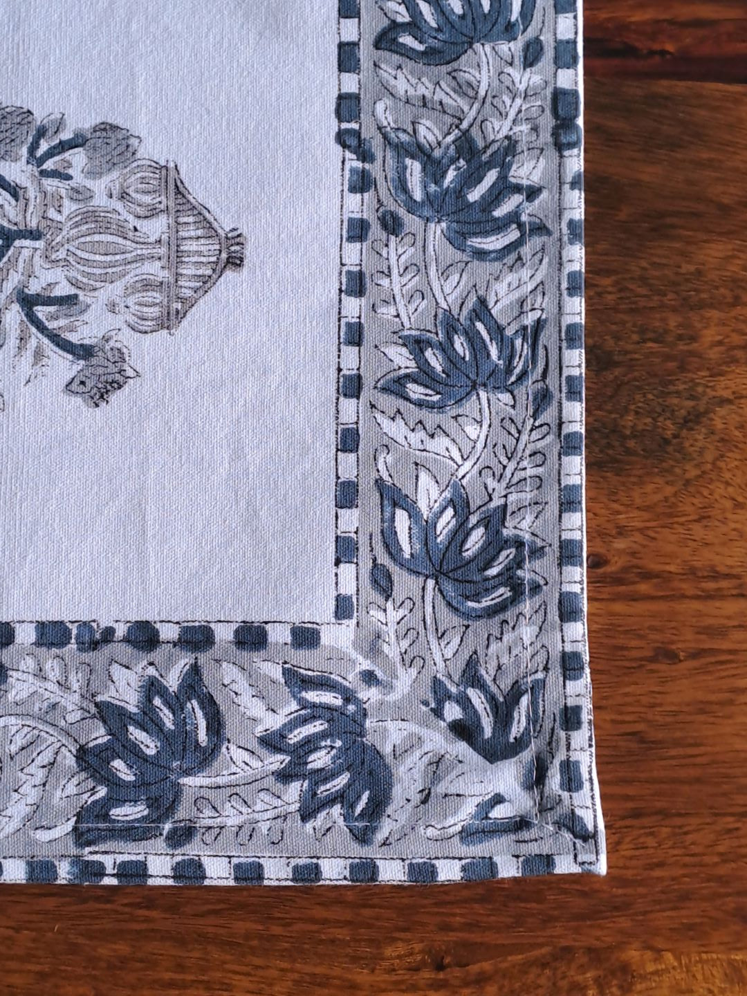 HANDBLOCK PRINT TABLE RUNNER