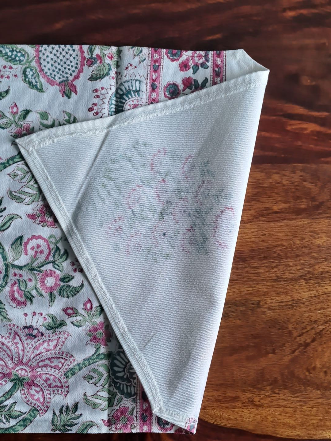 HANDBLOCK PRINT TABLE RUNNER