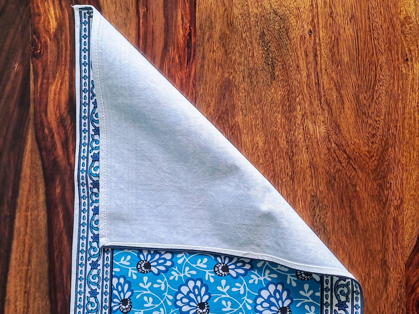 HANDBLOCK PRINT TABLE RUNNER