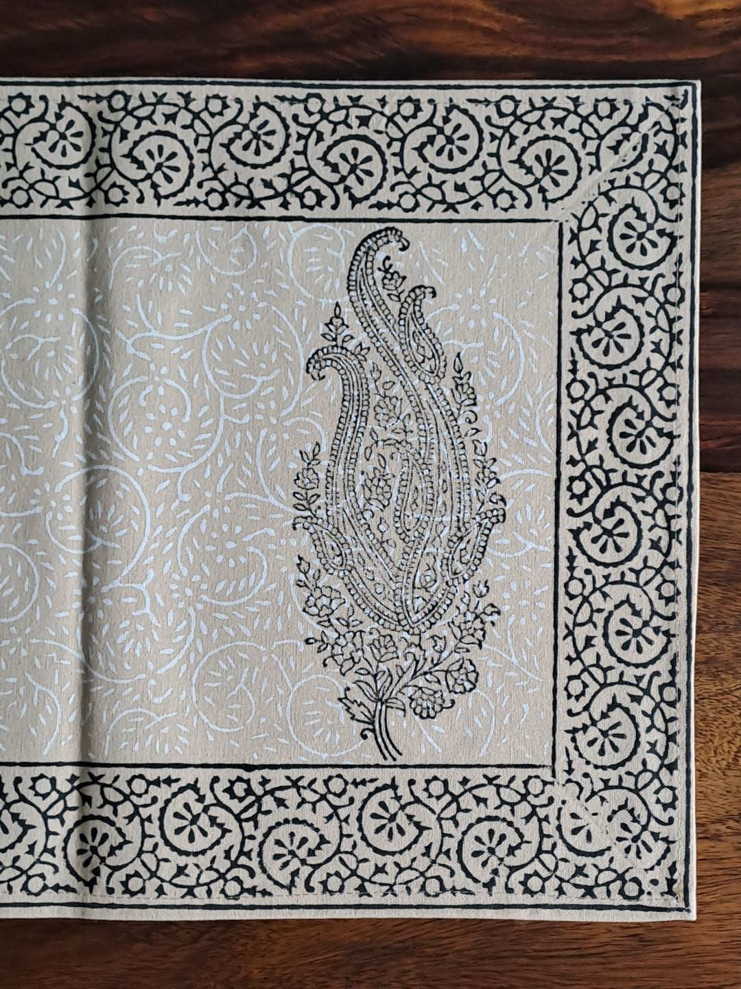 HANDBLOCK PRINT TABLE RUNNER