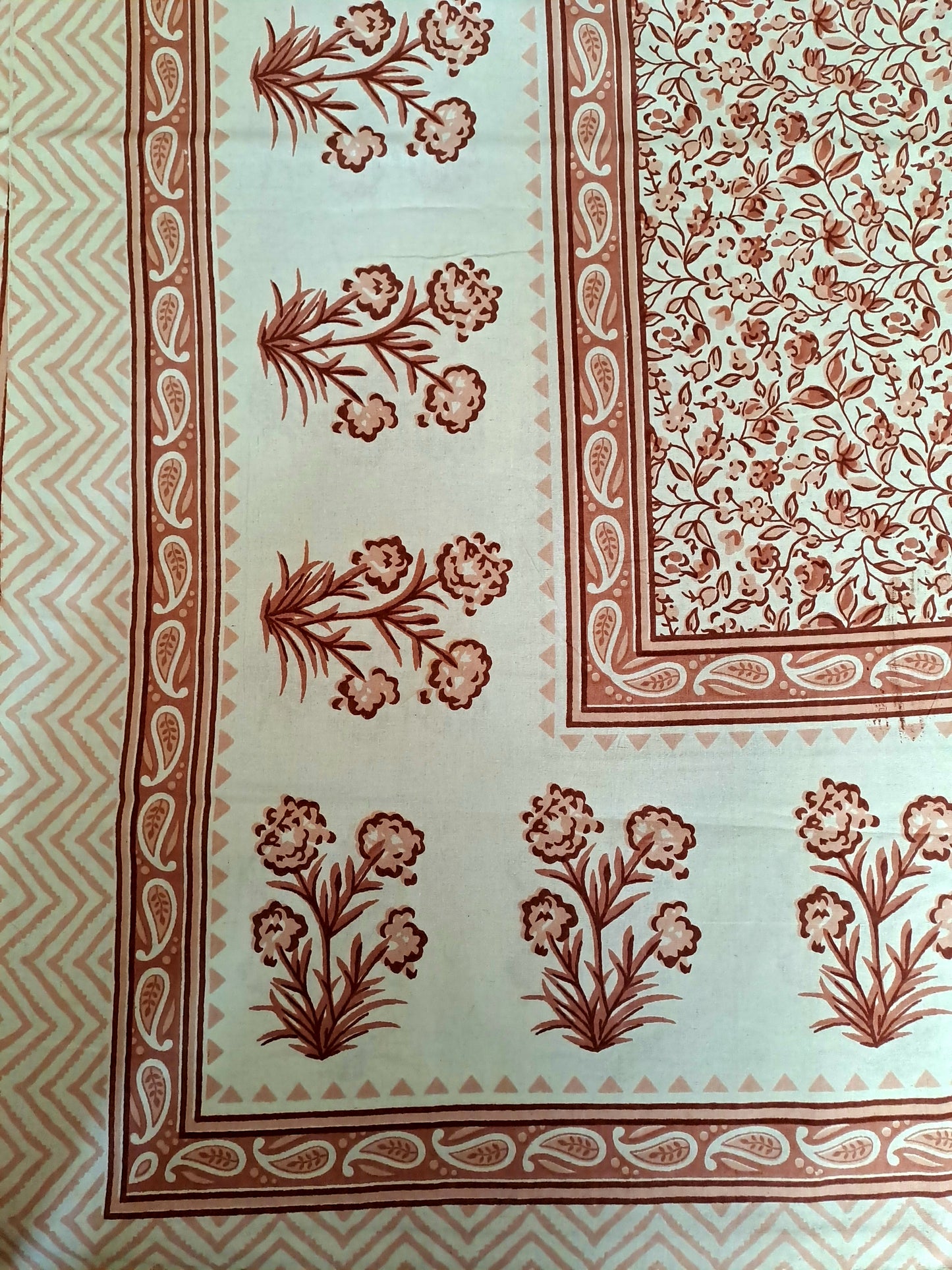 PRINTED DOUBLE BEDSHEET