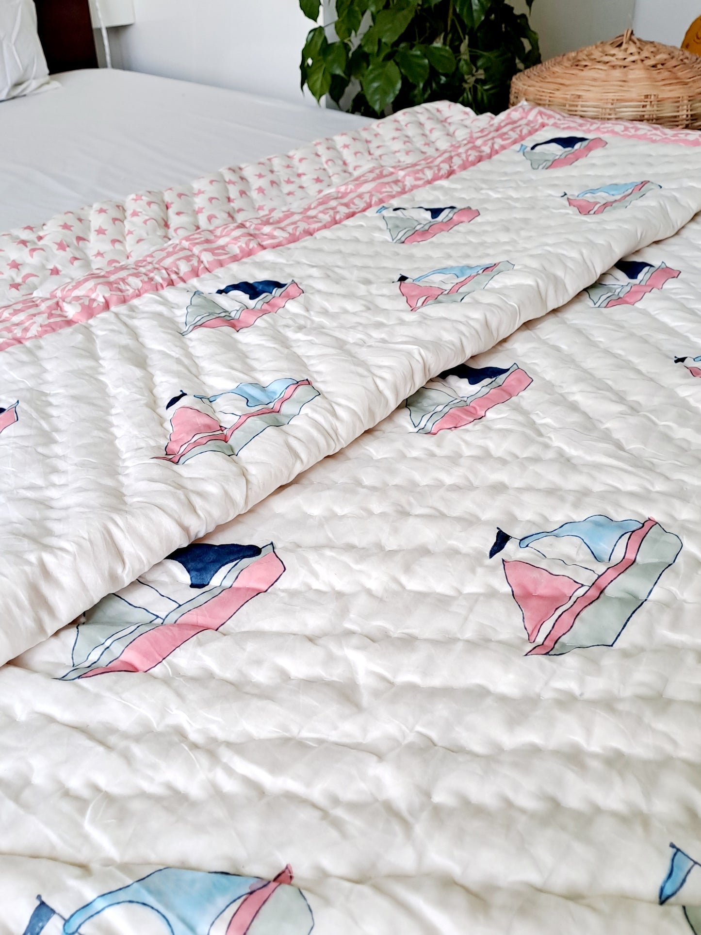 HANDBLOCK PRINTED REVERSIBLE COTTON KIDS (SINGLE) QUILT