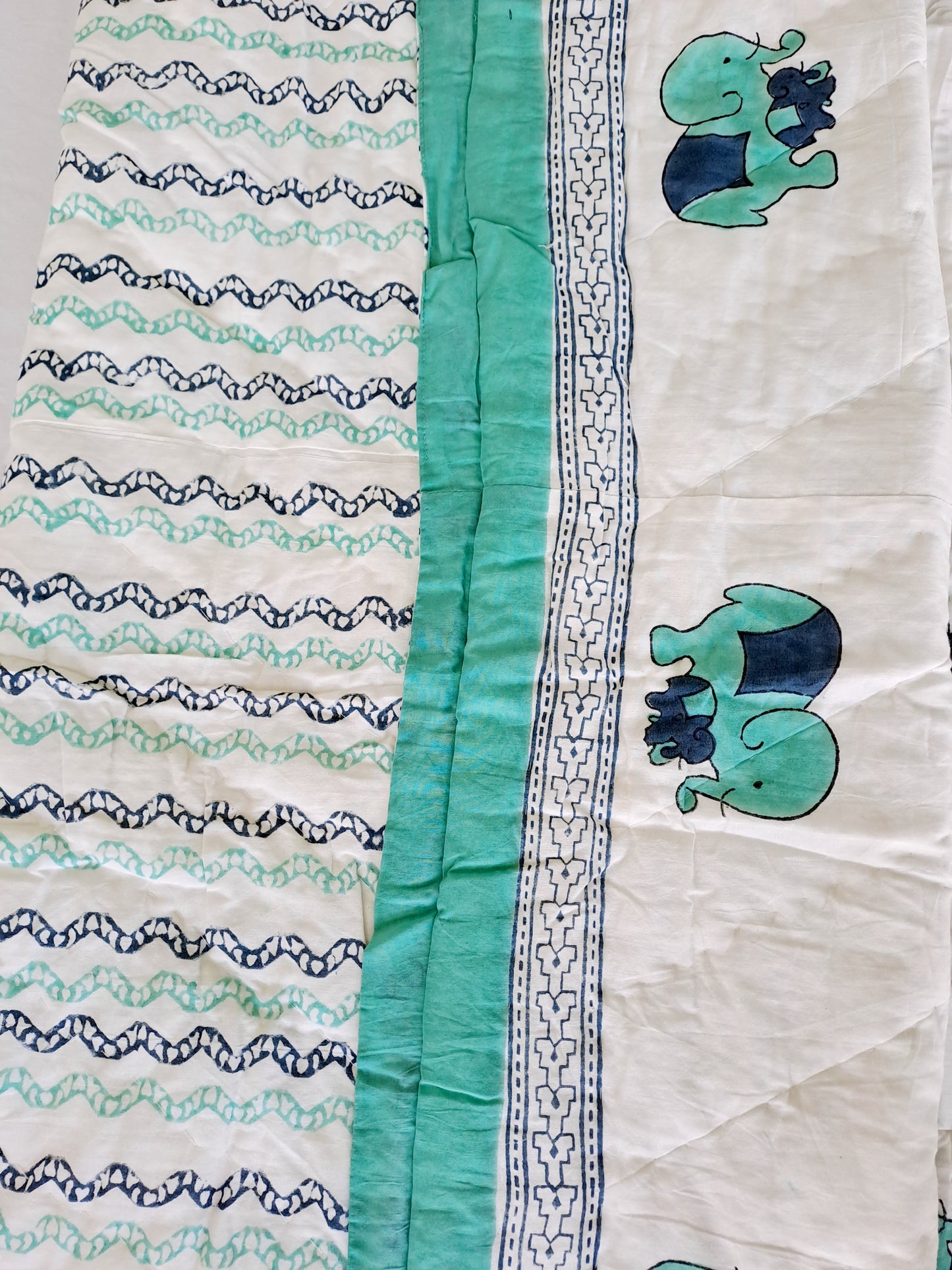 HANDBLOCK PRINTED REVERSIBLE COTTON KIDS (SINGLE) QUILT