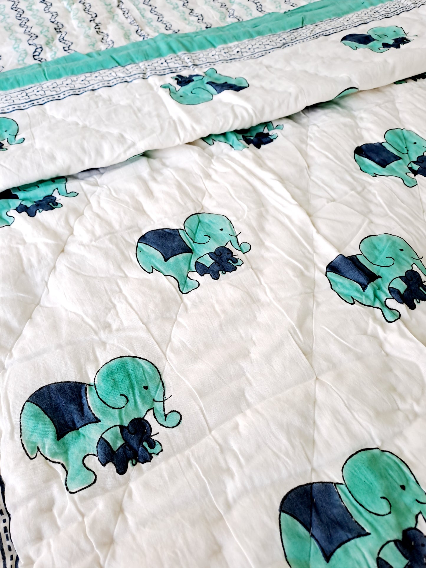 HANDBLOCK PRINTED REVERSIBLE COTTON KIDS (SINGLE) QUILT