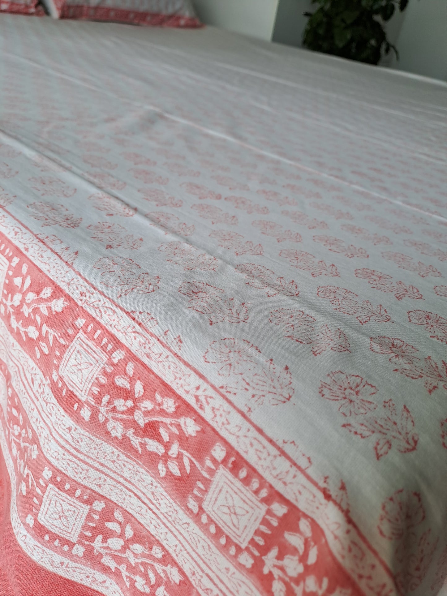HAND BLOCK PRINT DOUBLE BEDSHEET AND QUILT BEDDING SET