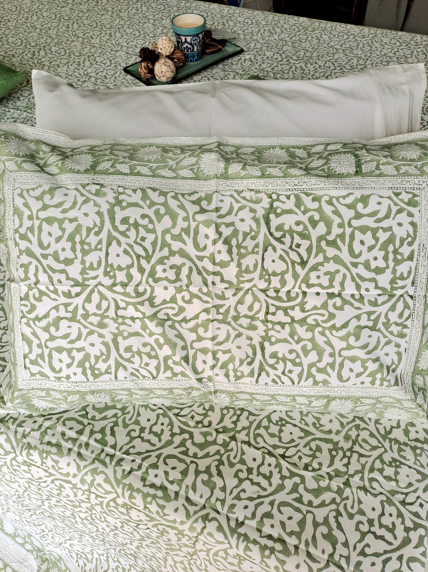 HAND BLOCK PRINT DOUBLE BEDSHEET AND QUILT BEDDING SET