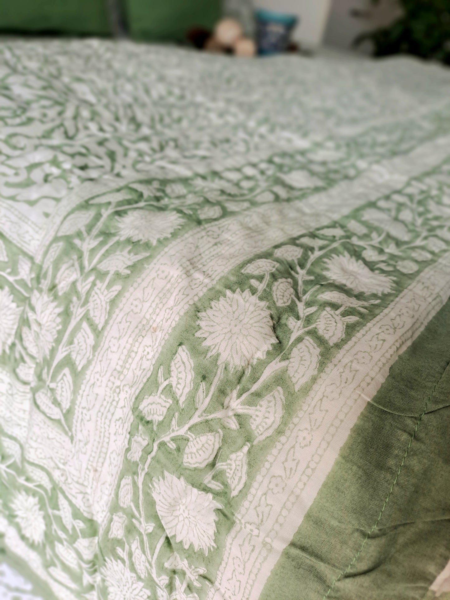 HAND BLOCK PRINT DOUBLE BEDSHEET AND QUILT BEDDING SET