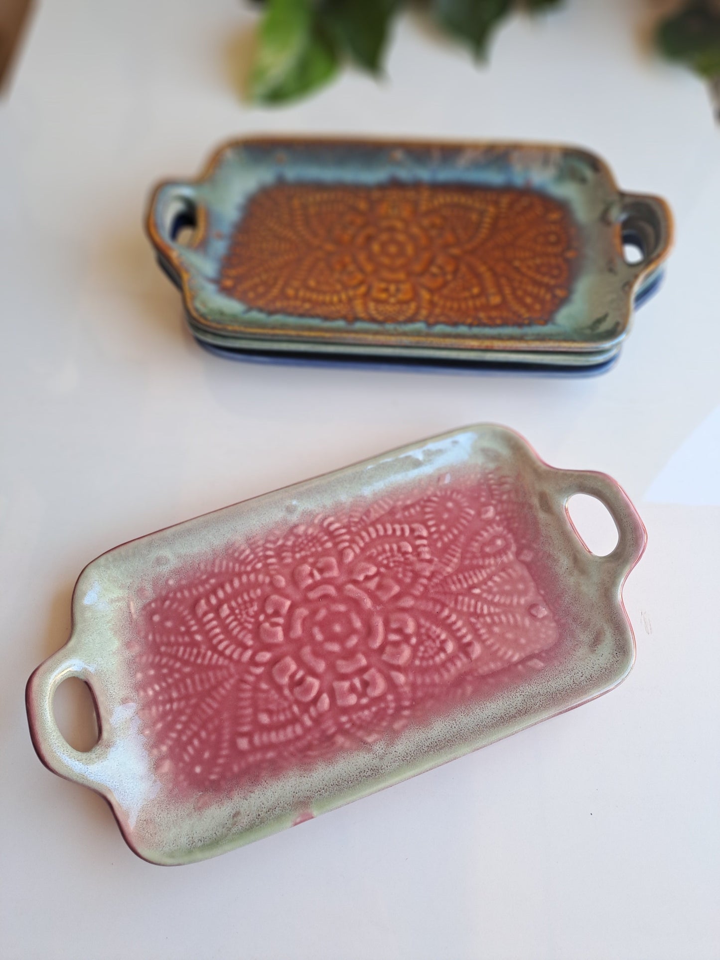 CERAMIC MAROON PLATTER