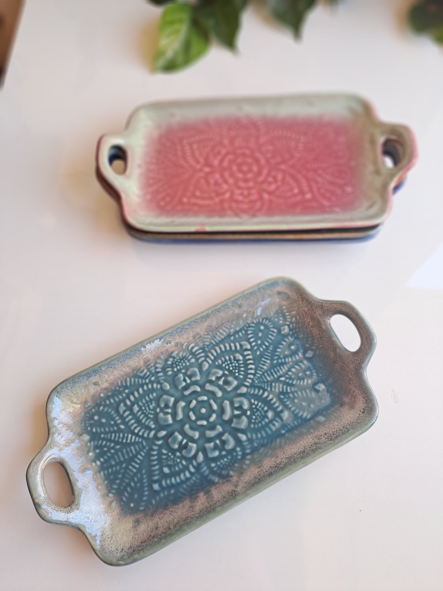 CERAMIC MAROON PLATTER