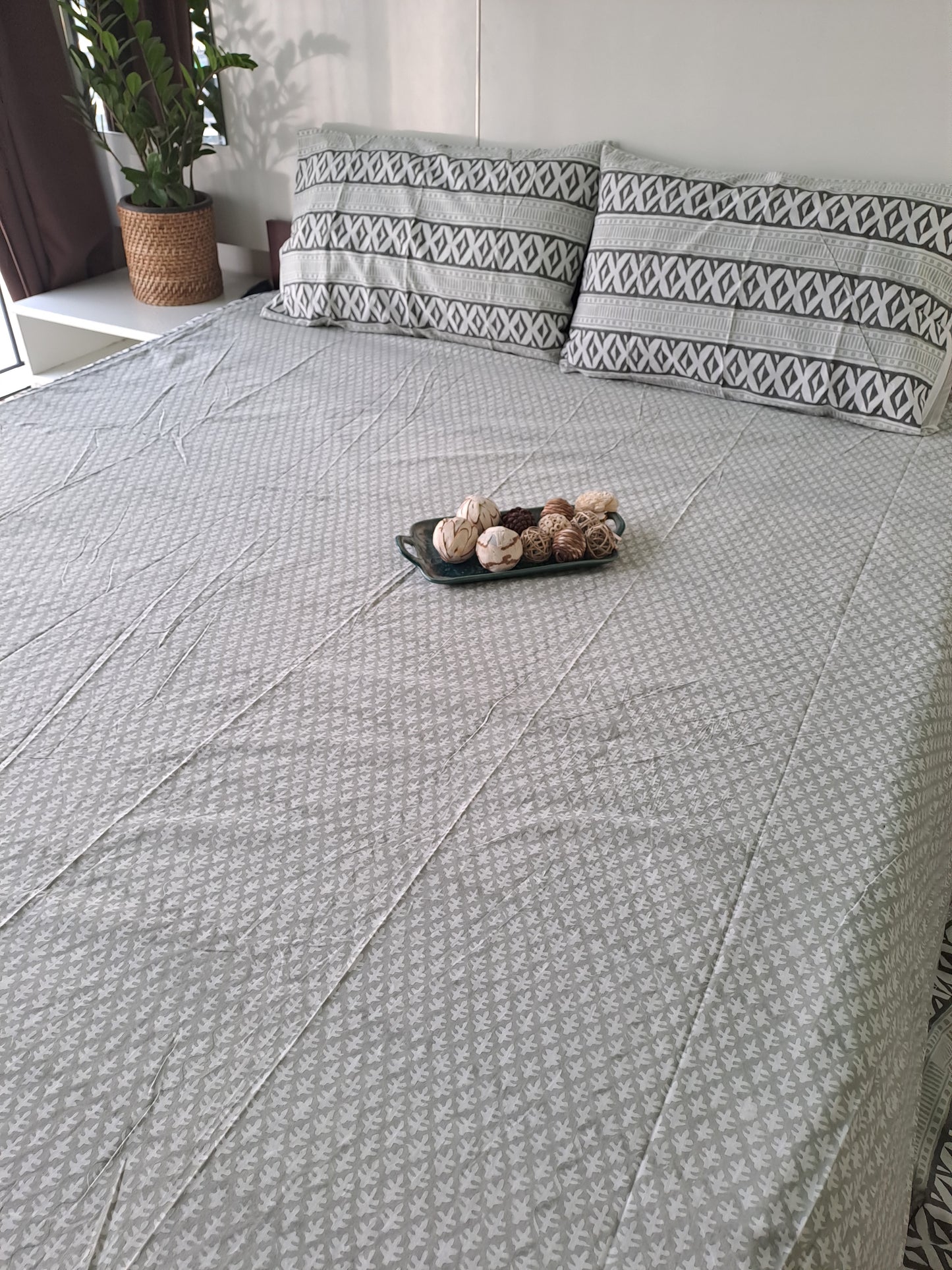 HANDBLOCK PRINT KING SIZE BEDSHEET