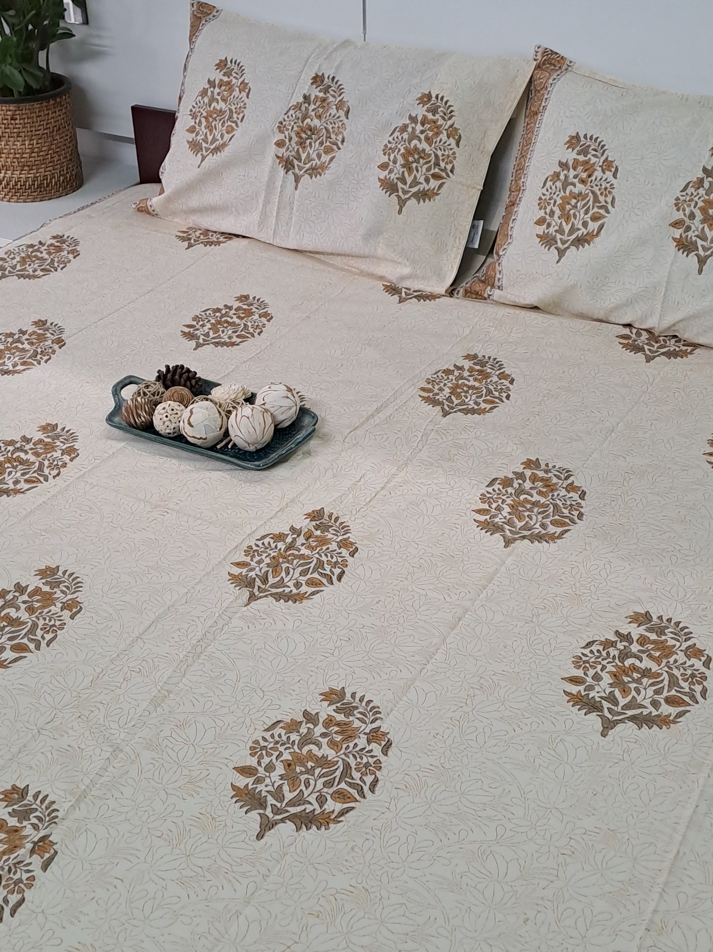 HANDBLOCK PRINT KING SIZE BEDSHEET