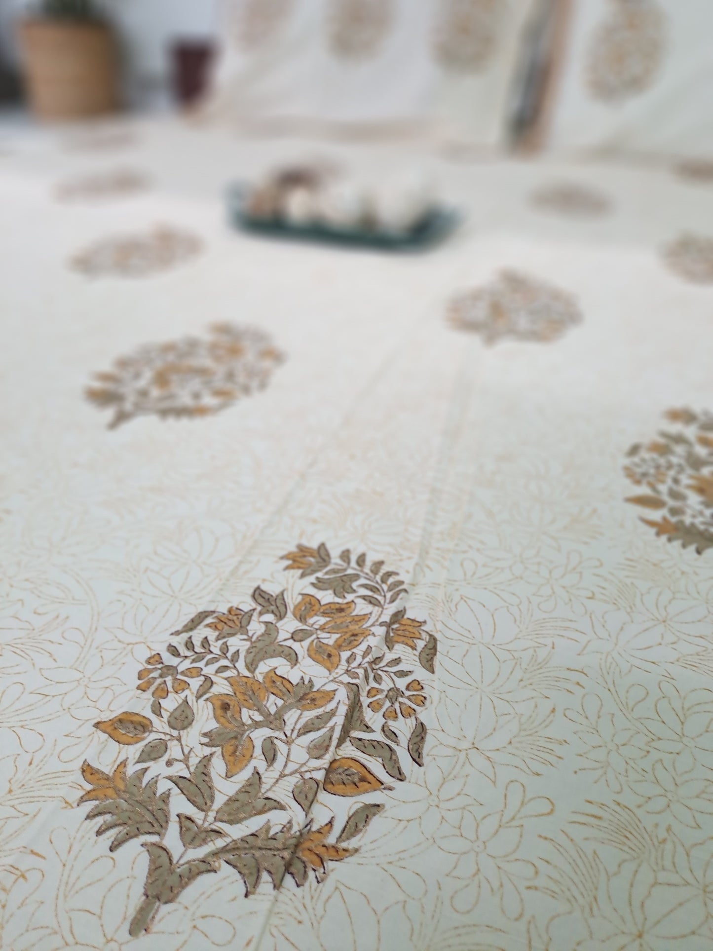 HANDBLOCK PRINT KING SIZE BEDSHEET
