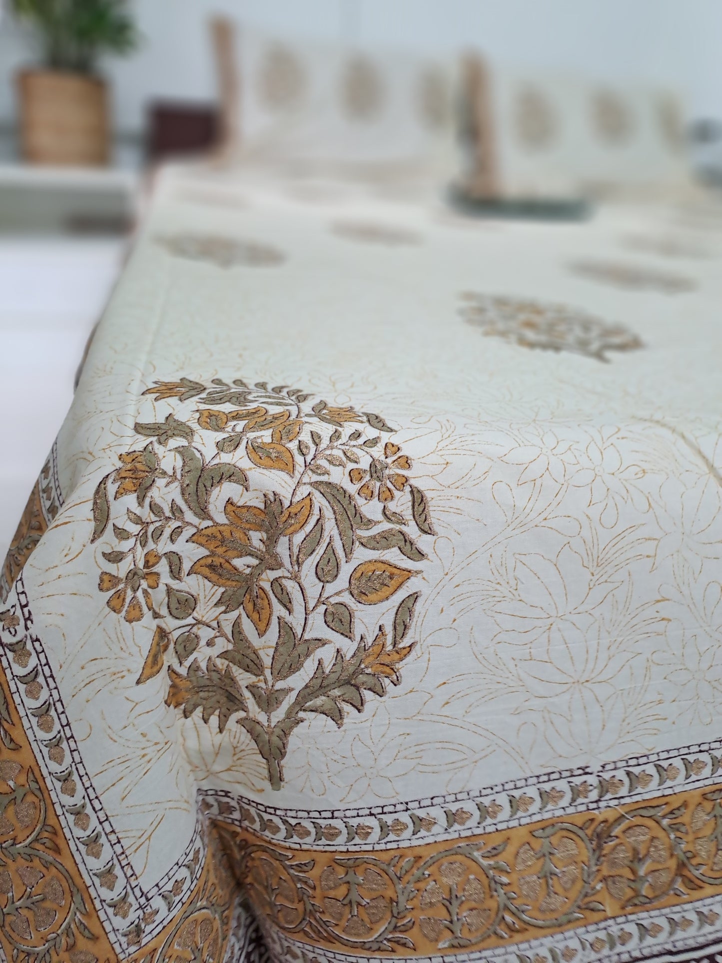 HANDBLOCK PRINT KING SIZE BEDSHEET