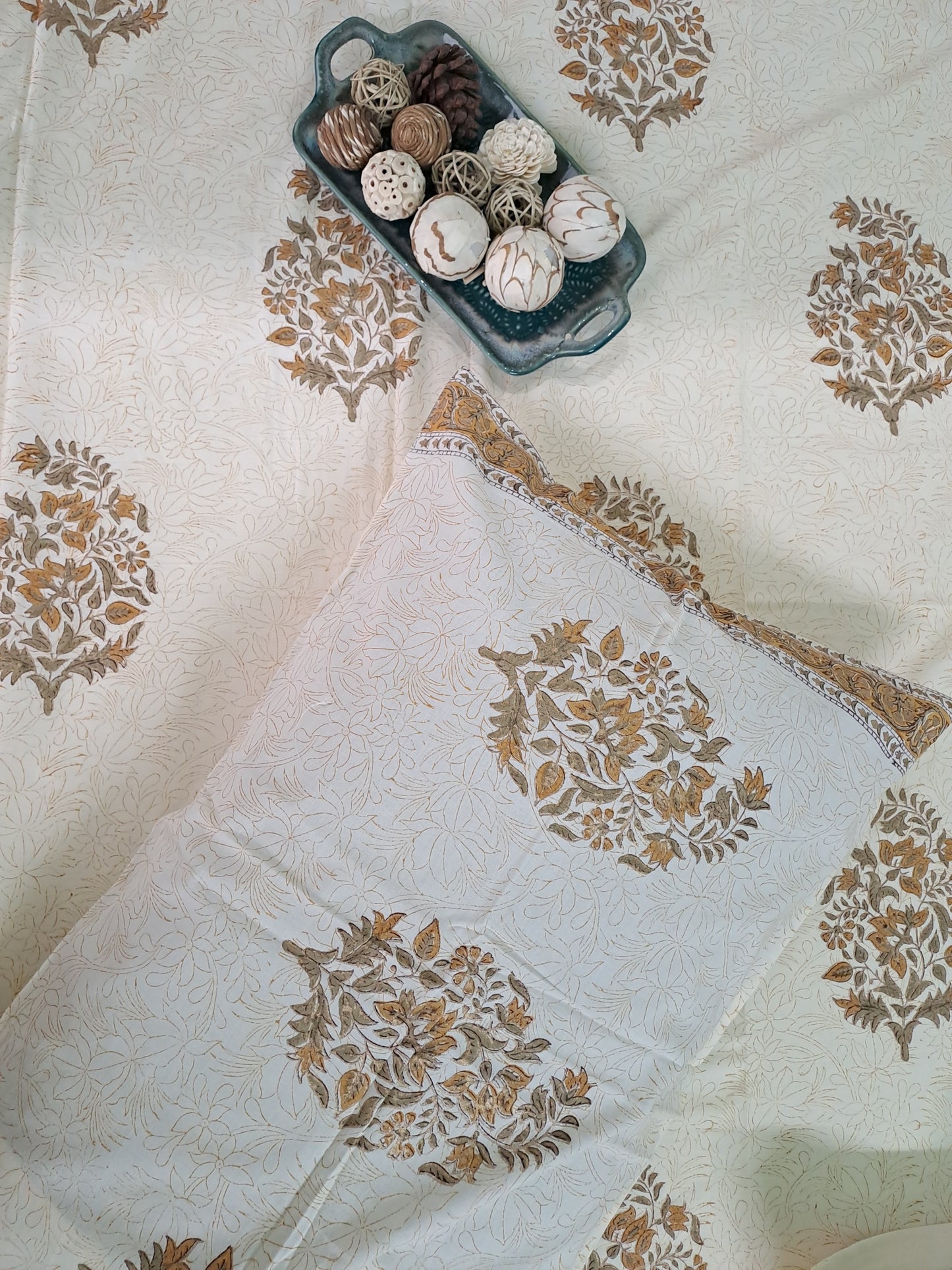 HANDBLOCK PRINT KING SIZE BEDSHEET