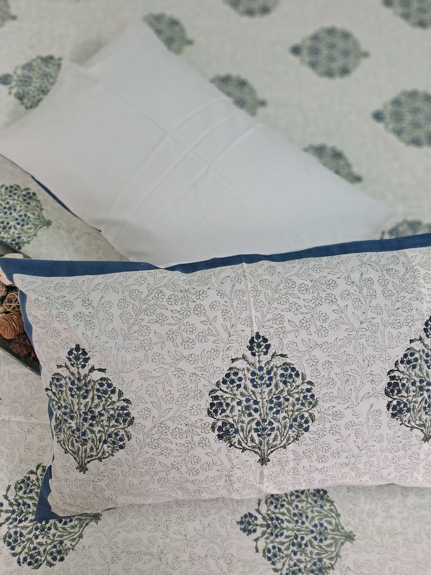 HANDBLOCK PRINT KING SIZE BEDSHEET