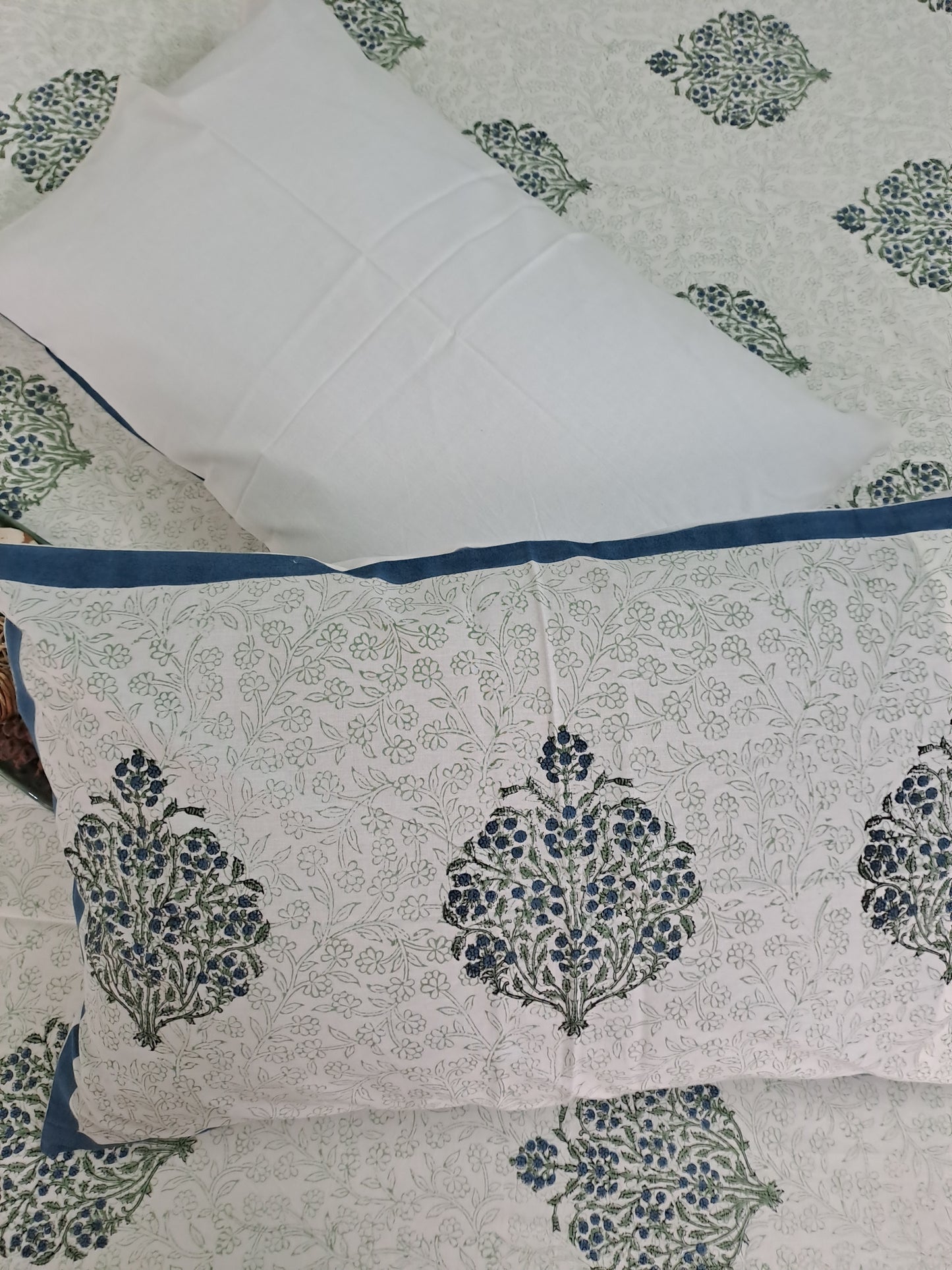 HANDBLOCK PRINT KING SIZE BEDSHEET