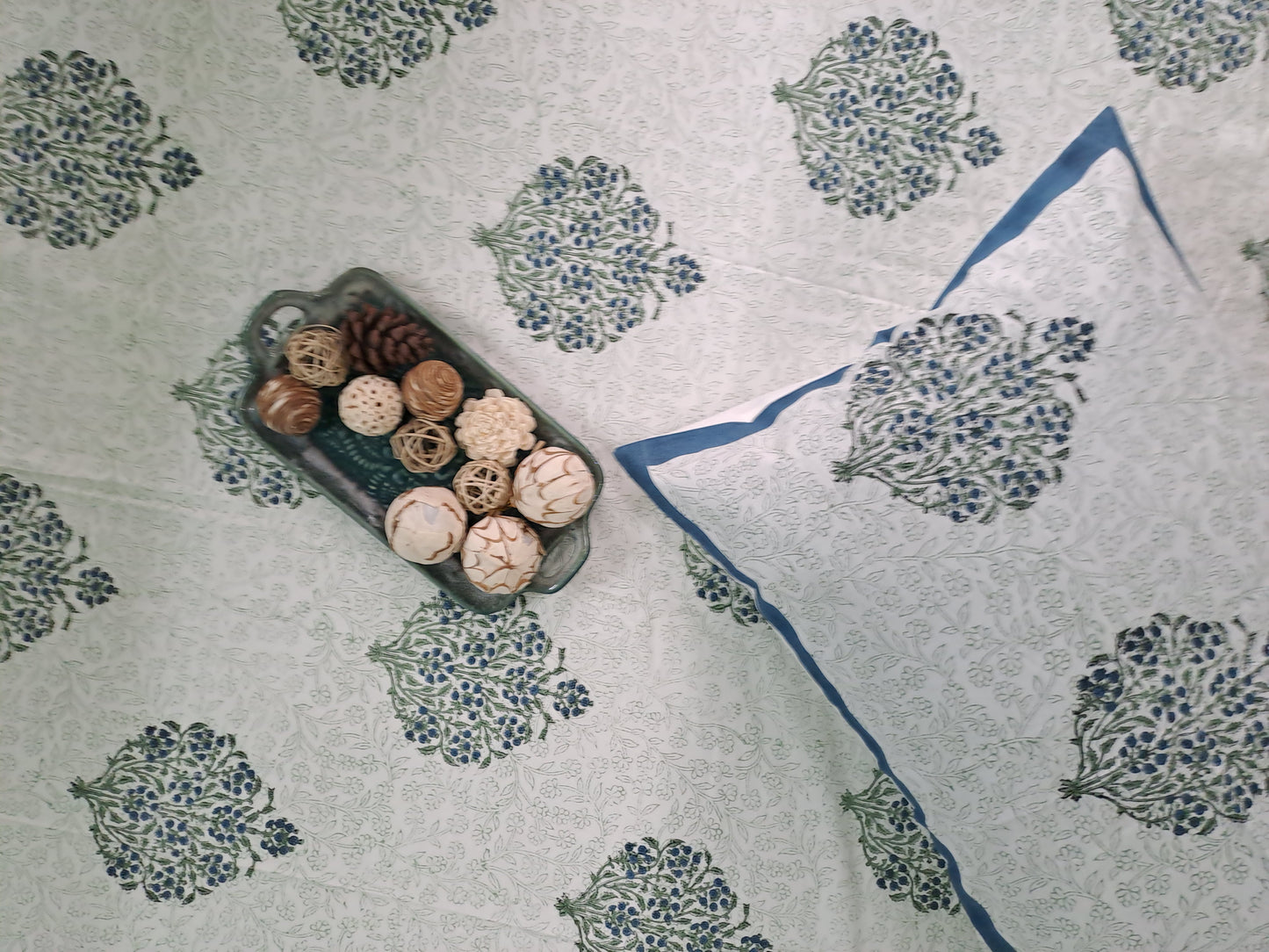 HANDBLOCK PRINT KING SIZE BEDSHEET