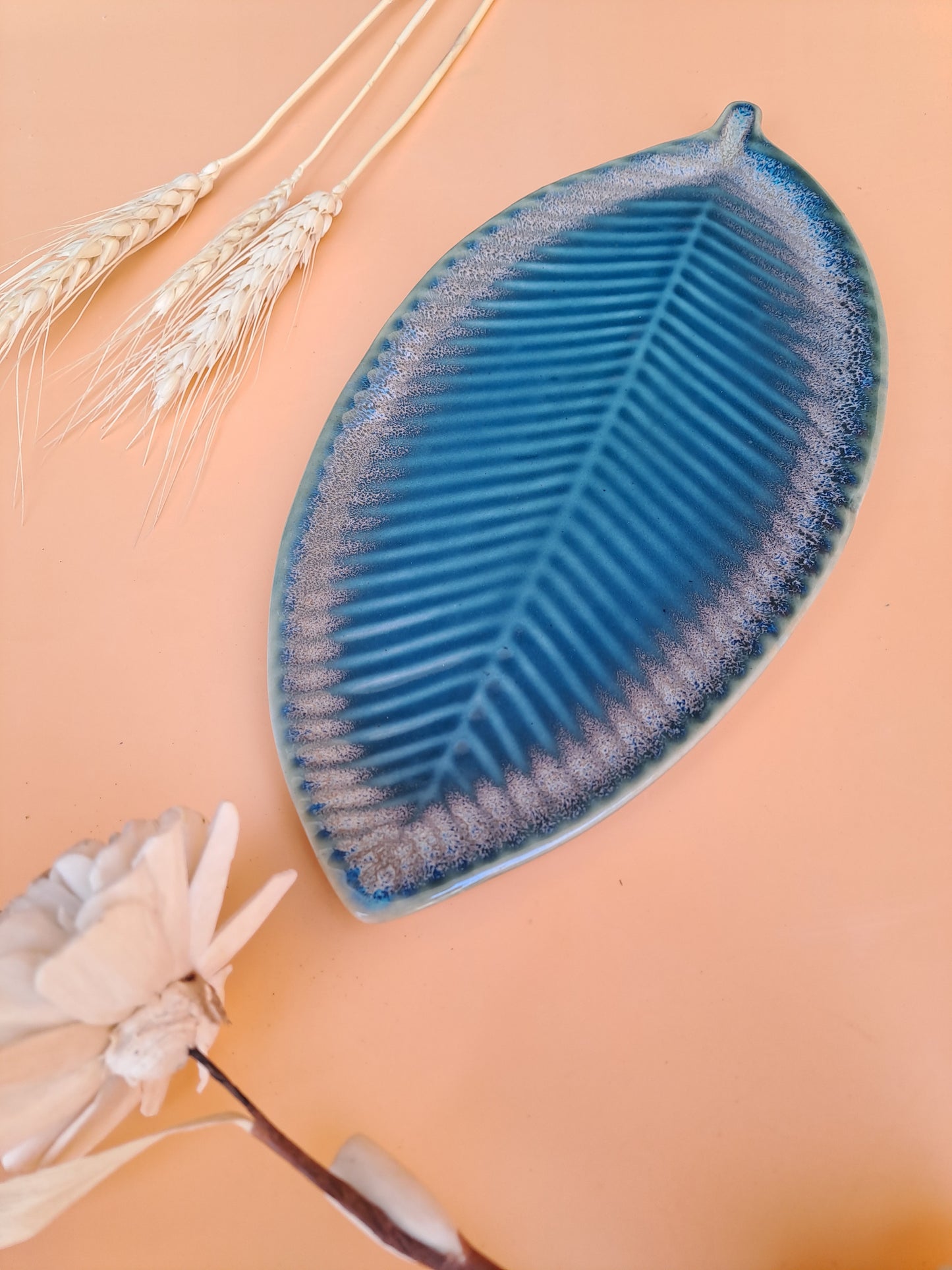 CERAMIC GREEN LEAF PLATTER