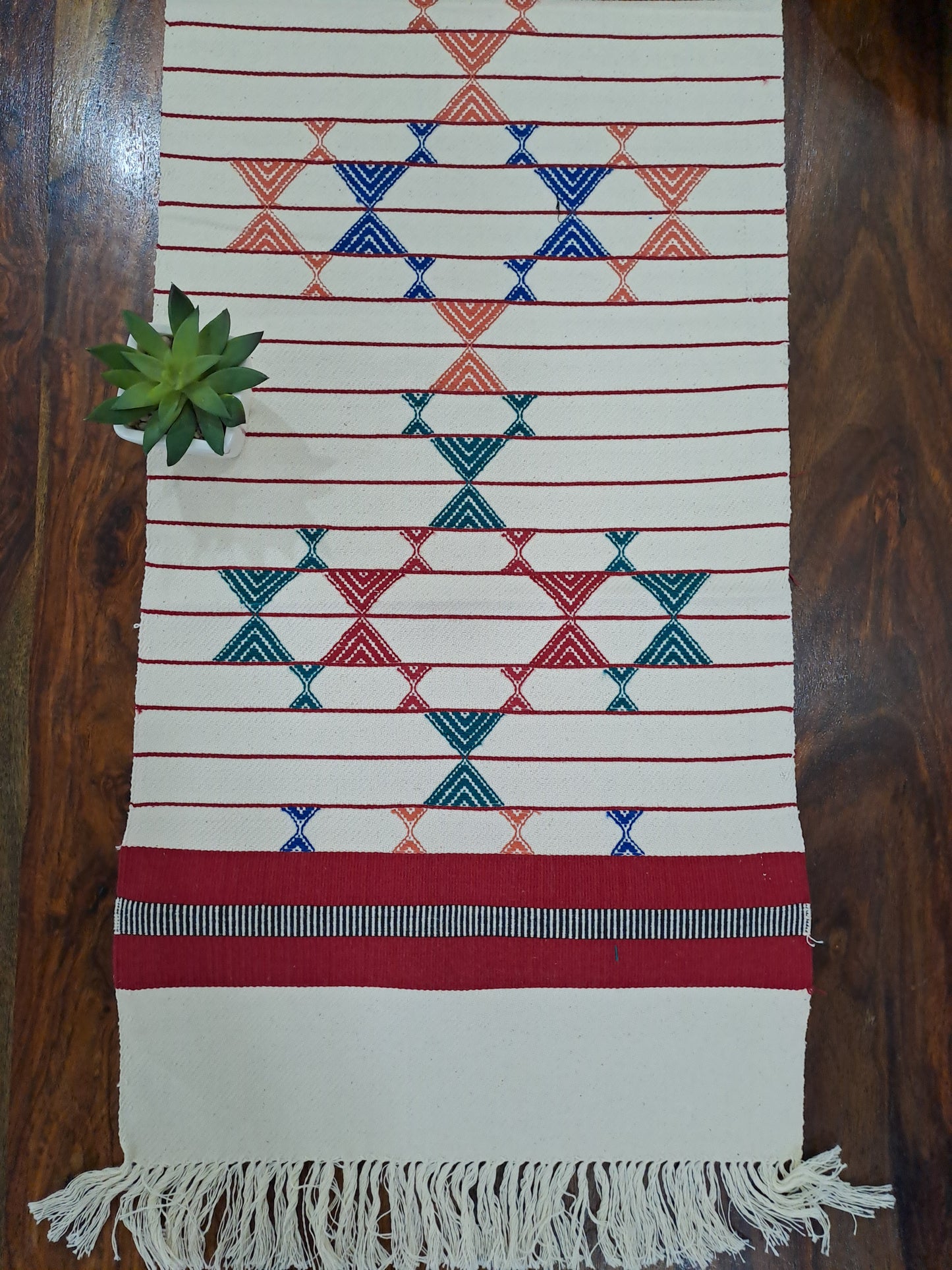 HANDLOOM TABLE RUNNER