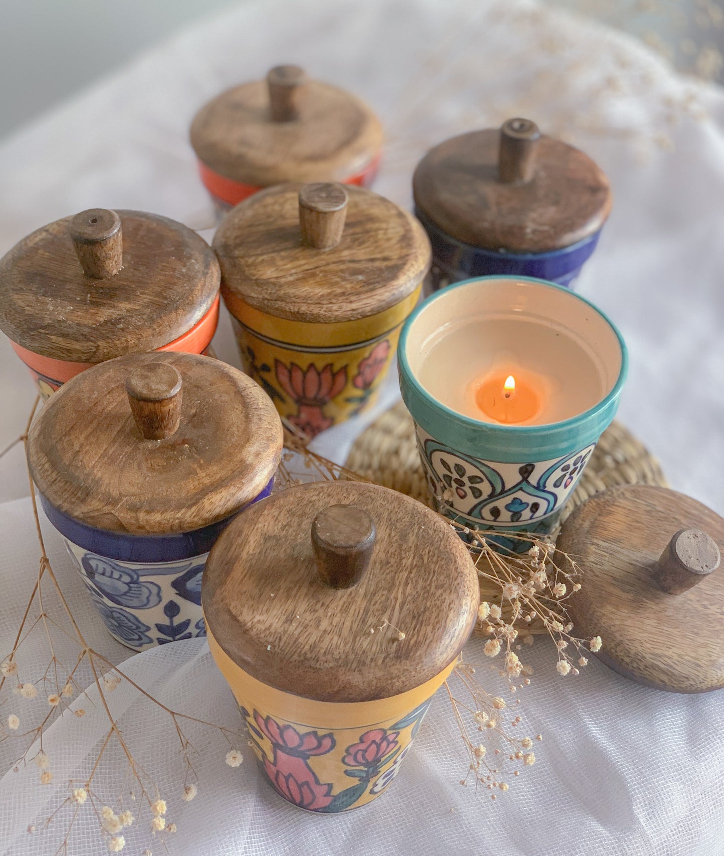 HANDPAINTED CERAMIC JAR SOYA WAX JAR CANDLE WITH WOODEN LID