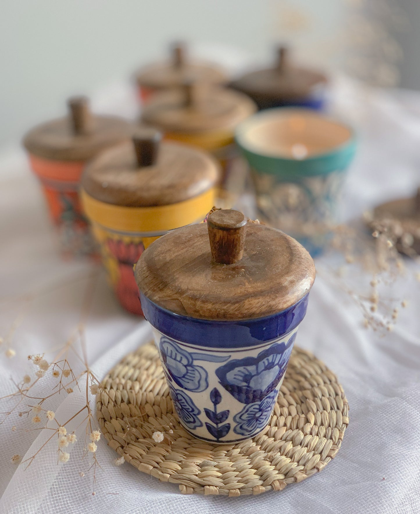 HANDPAINTED CERAMIC JAR SOYA WAX JAR CANDLE WITH WOODEN LID