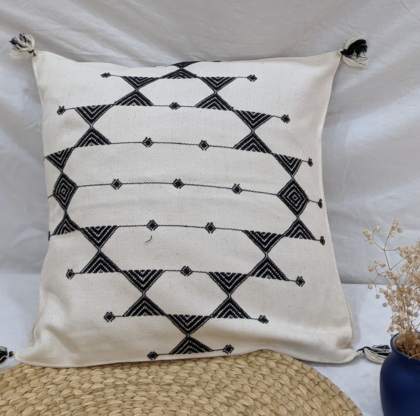 HANDLOOM COTTON CUSHION COVER