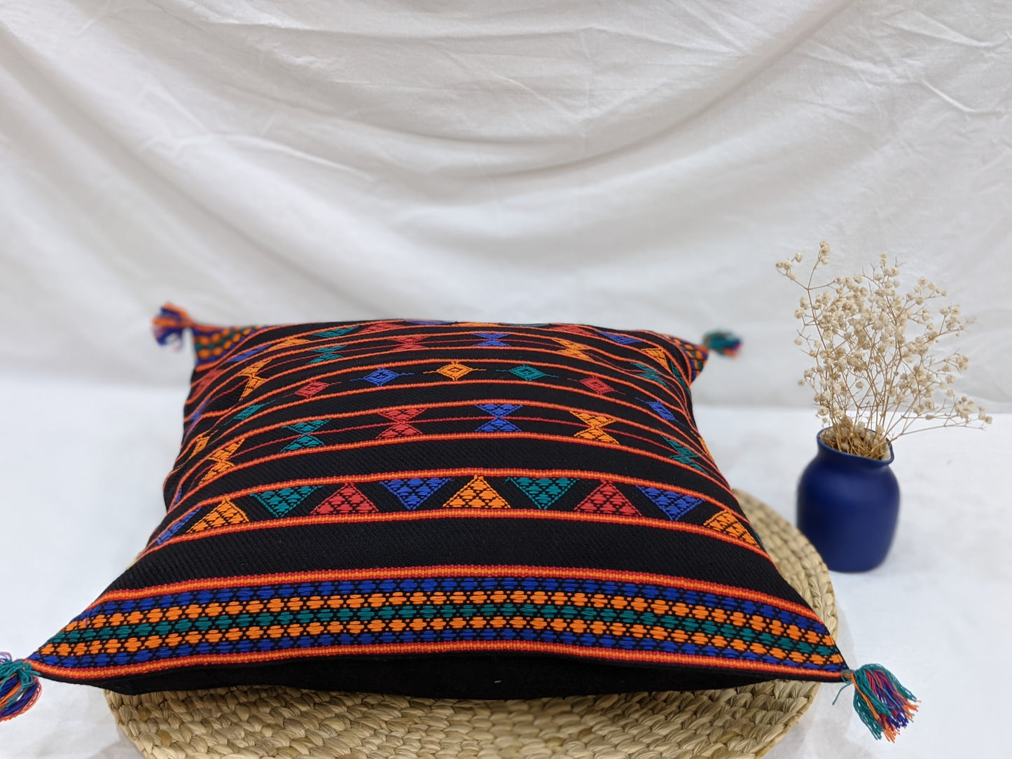 HANDLOOM COTTON CUSHION COVER