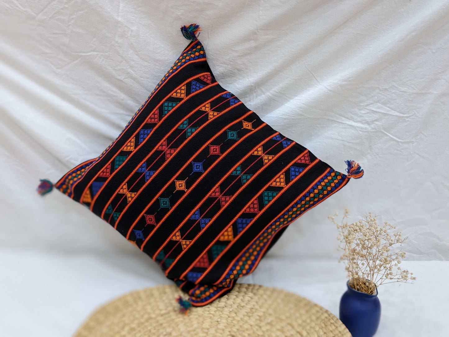 HANDLOOM COTTON CUSHION COVER