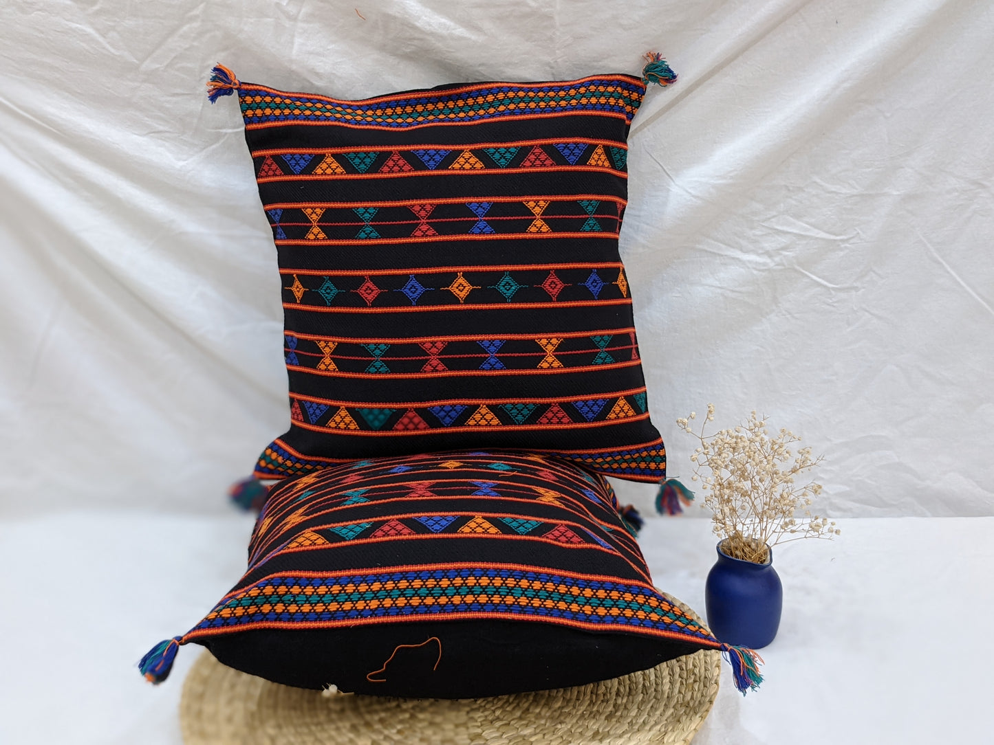 HANDLOOM COTTON CUSHION COVER