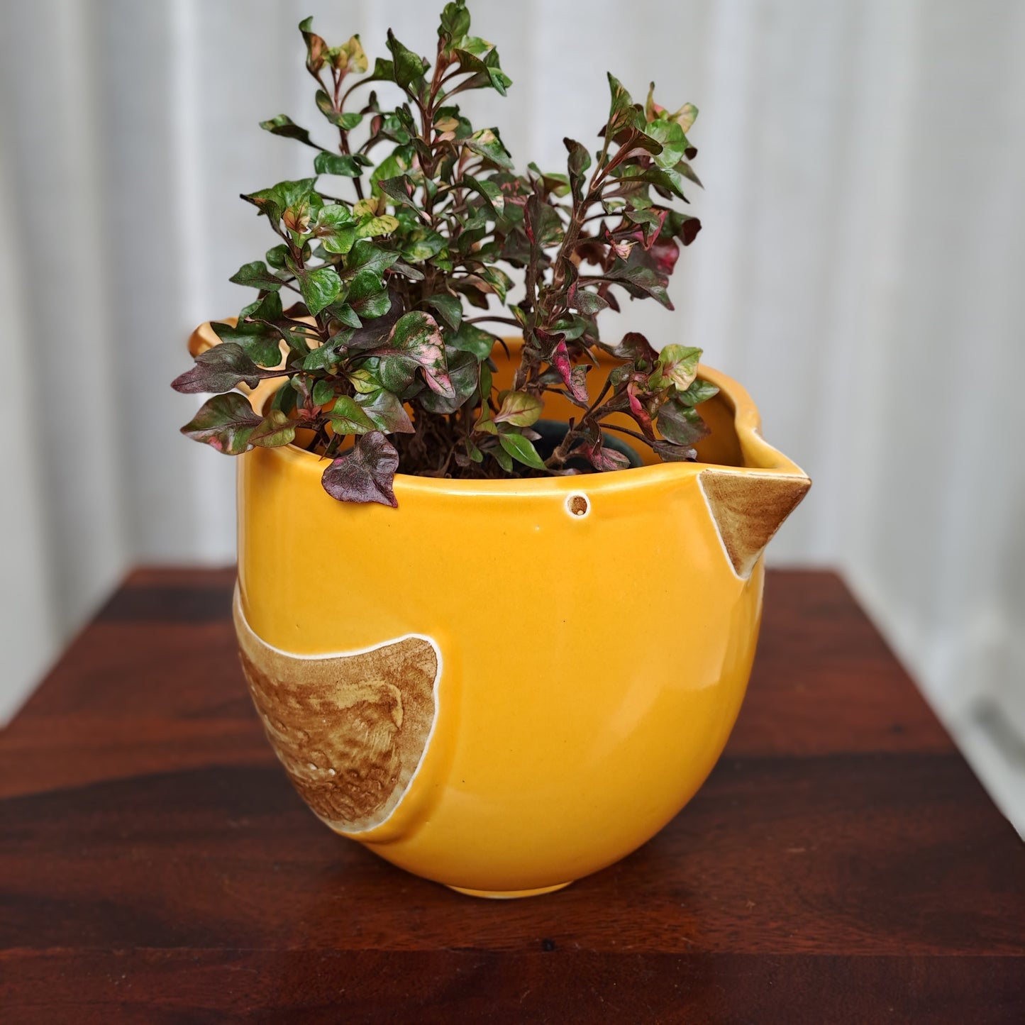 CERAMIC YELLOW BIG BIRD PLANTER