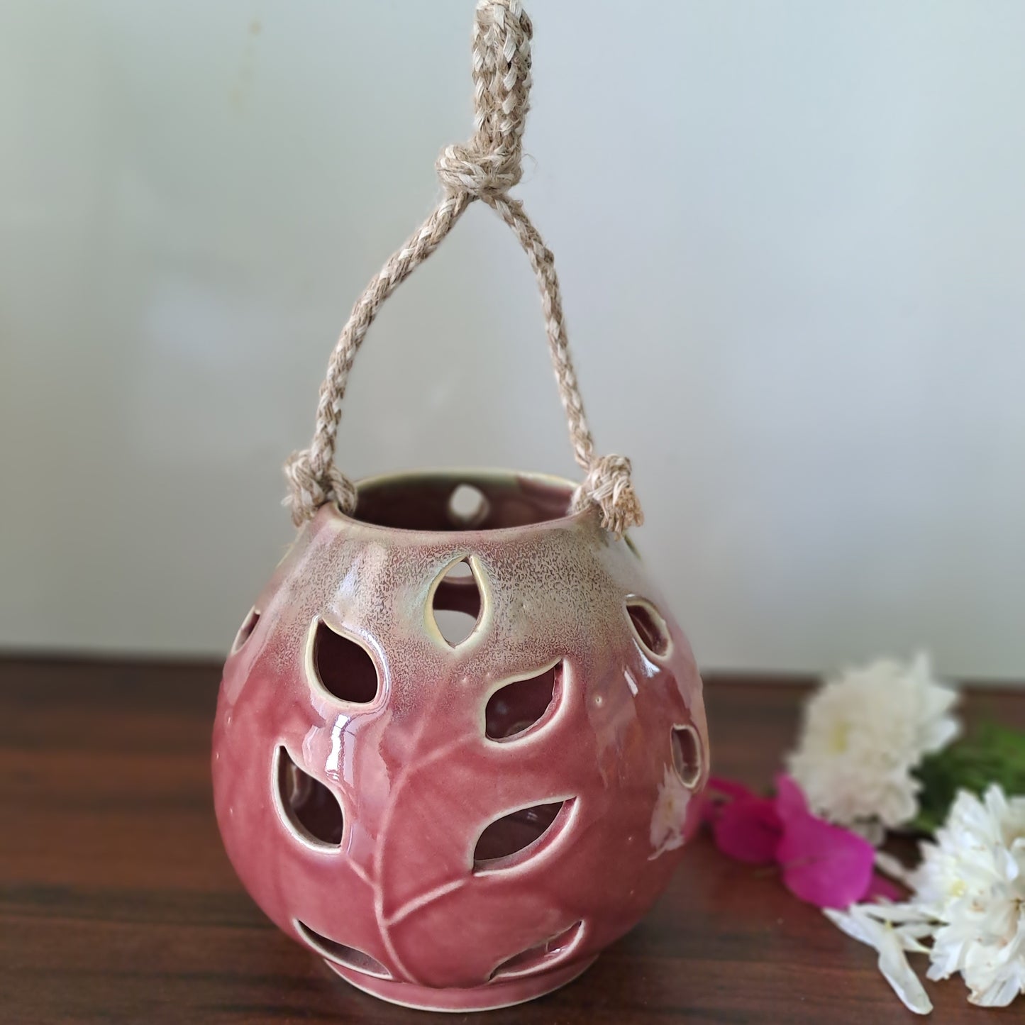 PINK CERAMIC T-LIGHT HOLDER