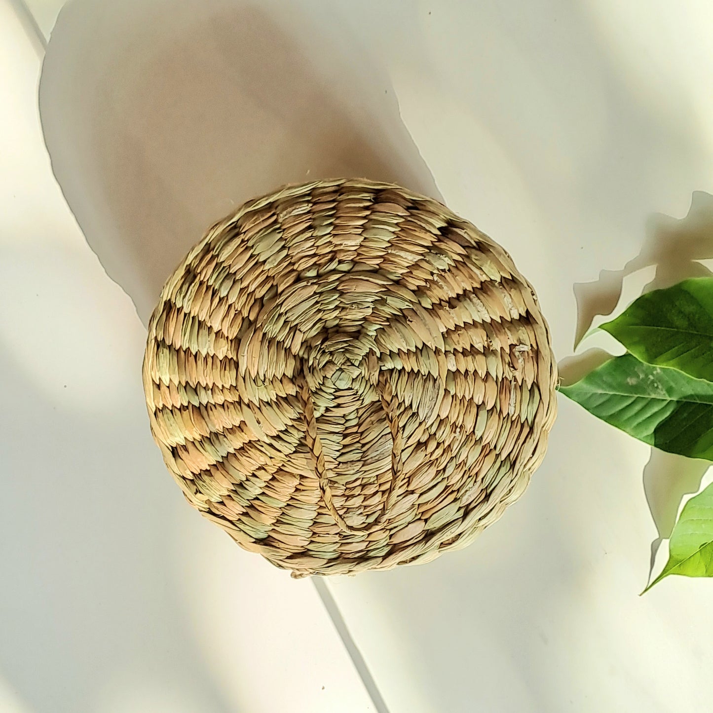 KAUNA GRASS COVERED BASKET / ORGANIZER