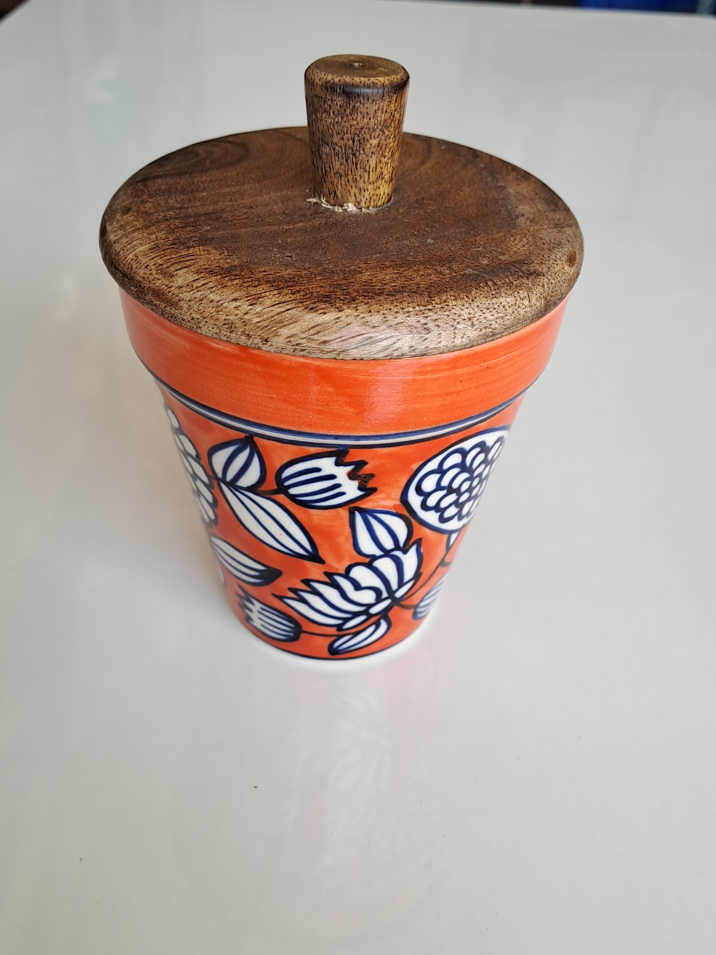 HANDPAINTED CERAMIC JAR SOYA WAX JAR CANDLE WITH WOODEN LID