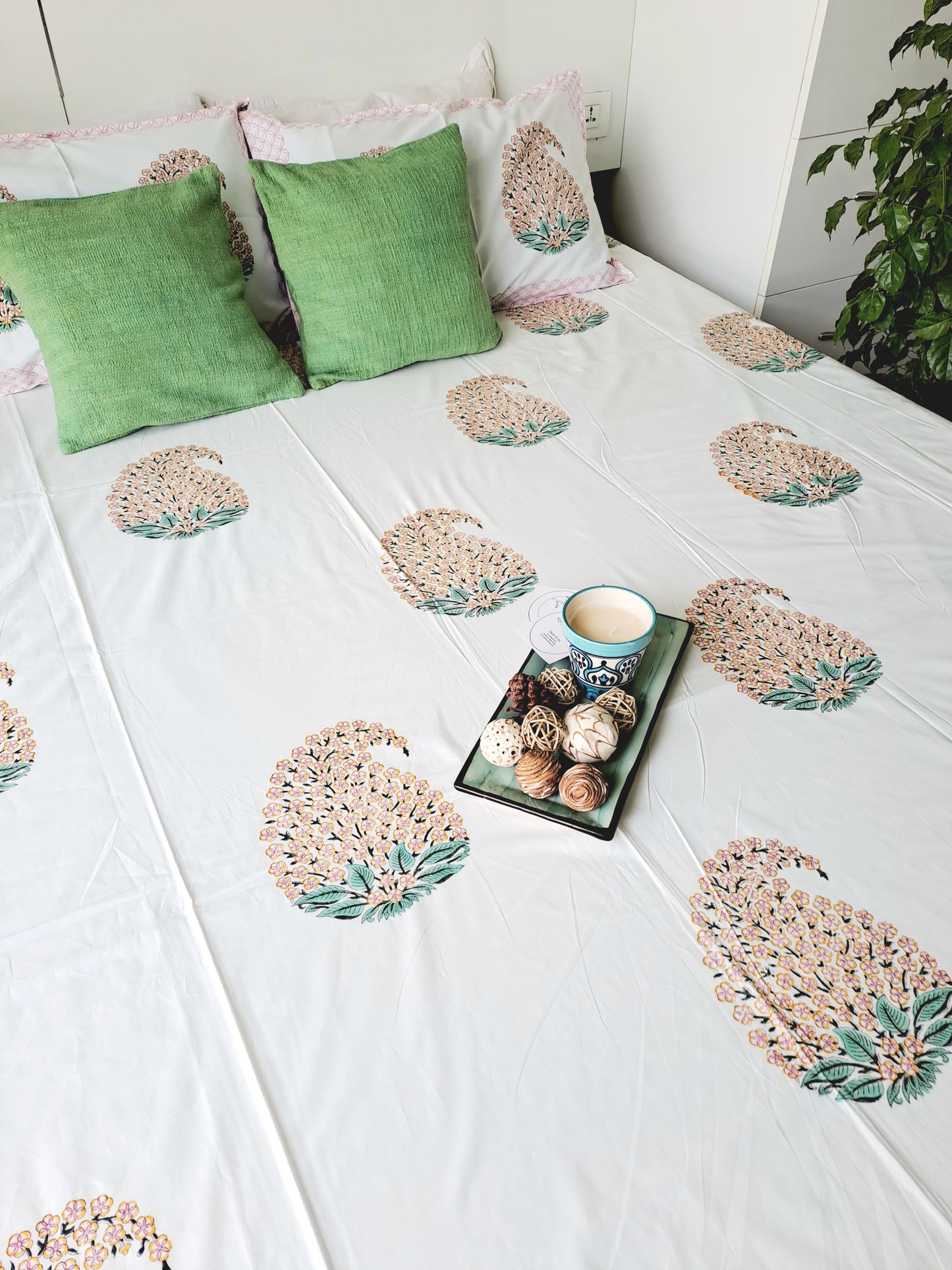 HAND BLOCK PRINT DOUBLE BEDSHEET AND QUILT BEDDING SET