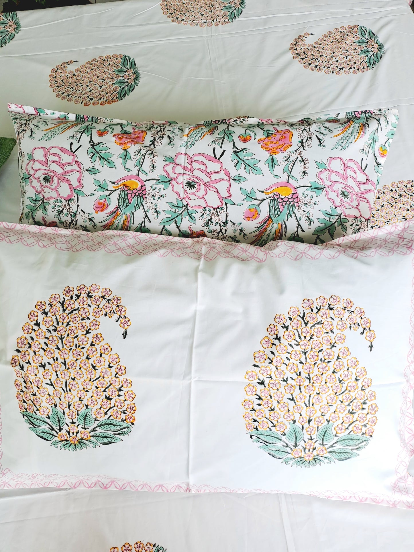 HAND BLOCK PRINT DOUBLE BEDSHEET AND QUILT BEDDING SET