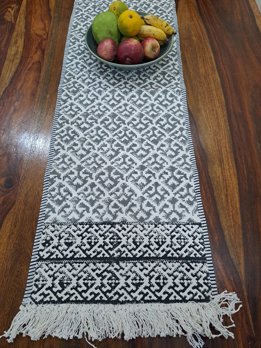 HANDBLOCK PRINT TABLE RUNNER