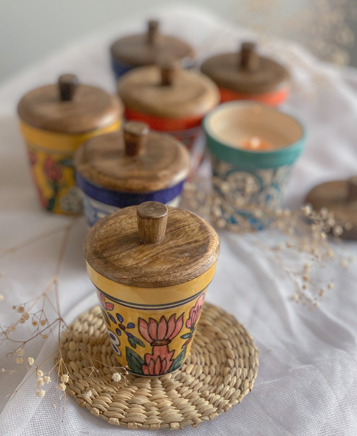 HANDPAINTED CERAMIC JAR SOYA WAX JAR CANDLE WITH WOODEN LID