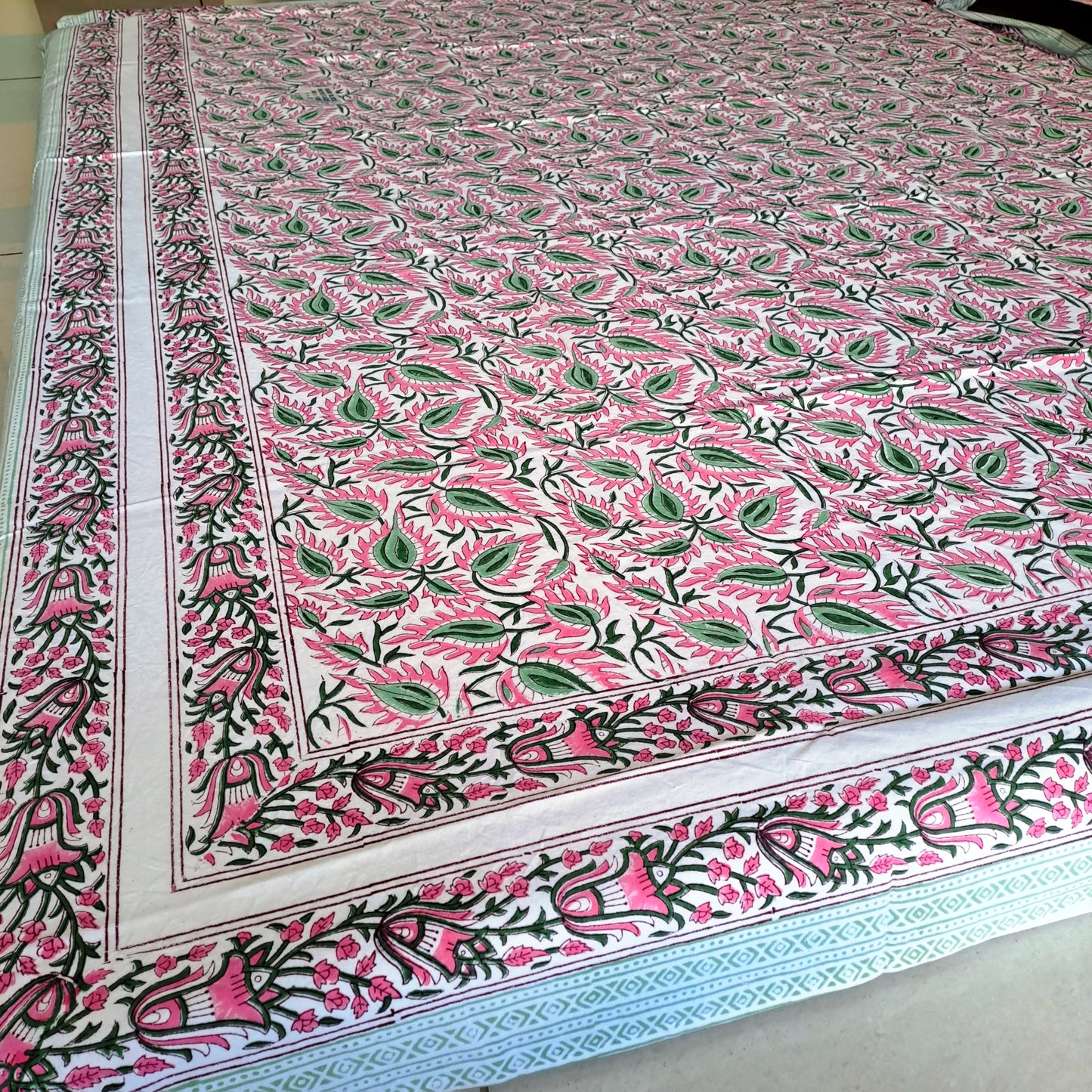 100%  COTTON HAND BLOCK PRINT DOUBLE BEDSHEET