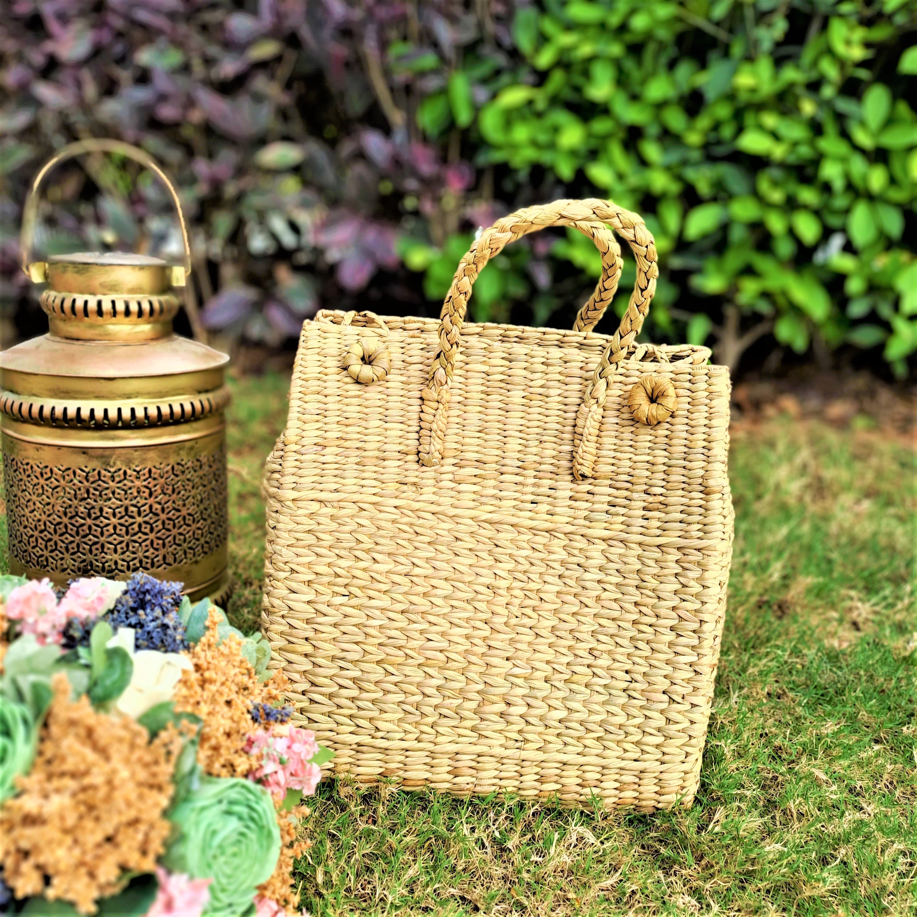 Crafts create Kauna Reed Eco Friendly Weekender Bag Water Reeds Bag, Ladies  Bag, Kauna grass bag, Basket Bag Picnic Bag : Amazon.in: Bags, Wallets and  Luggage